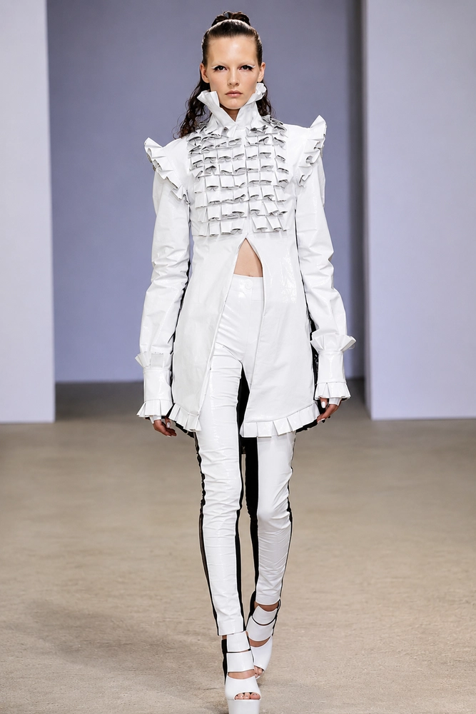 Elizabethan style 36