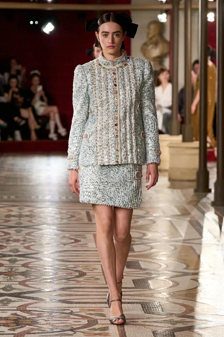 jackie style runway 7