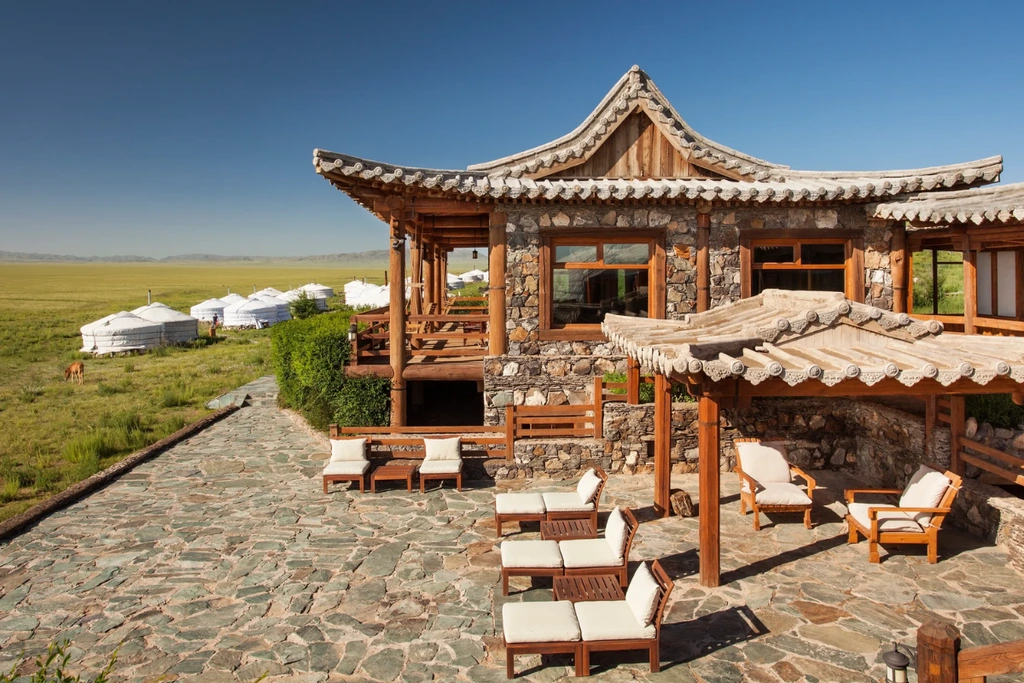 Luxury Traveling Gobi Desert