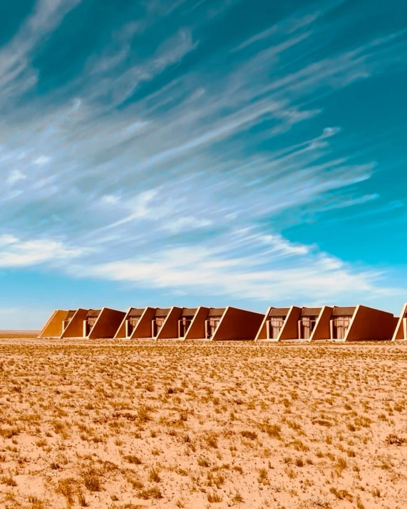 luxury stays in the Gobi Desert 2