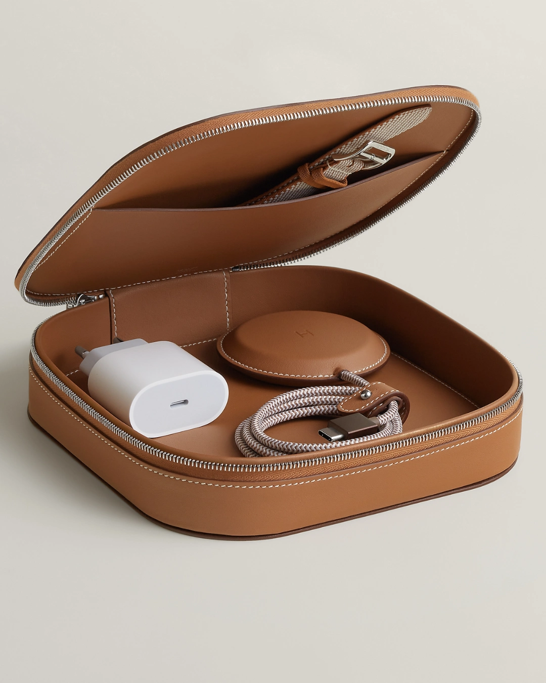 Hermes Tech collection