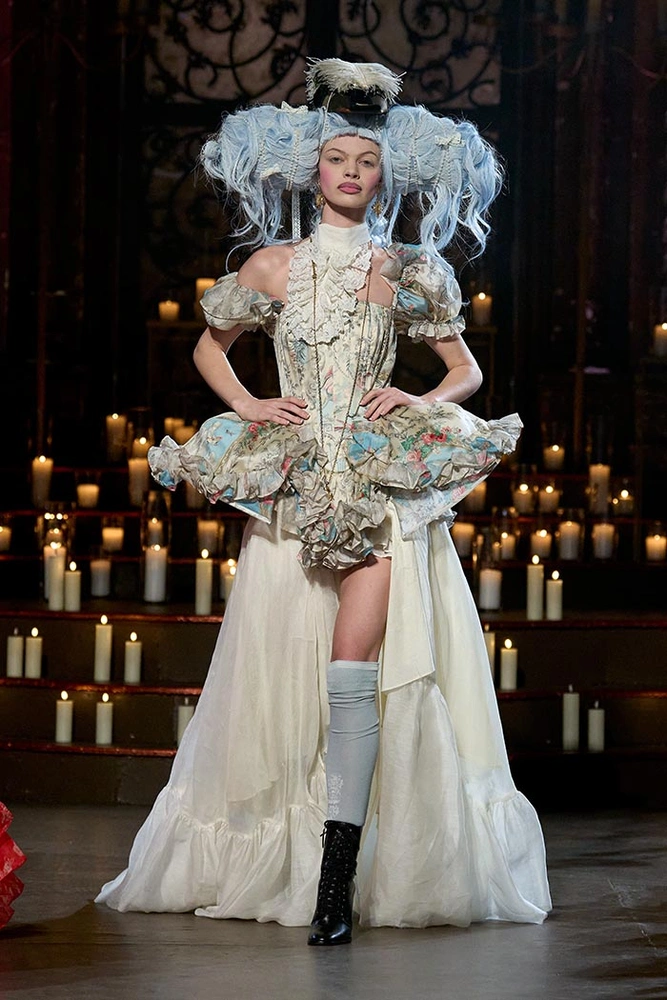 Rococo Style on the Runway 28