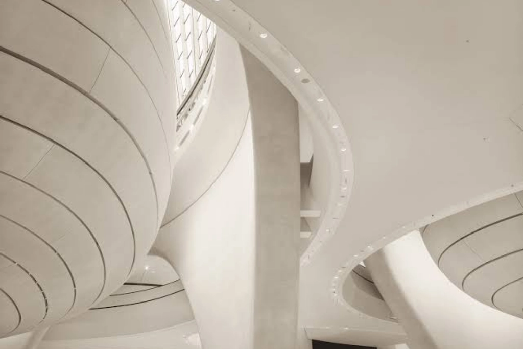 luxury art collecting museum
