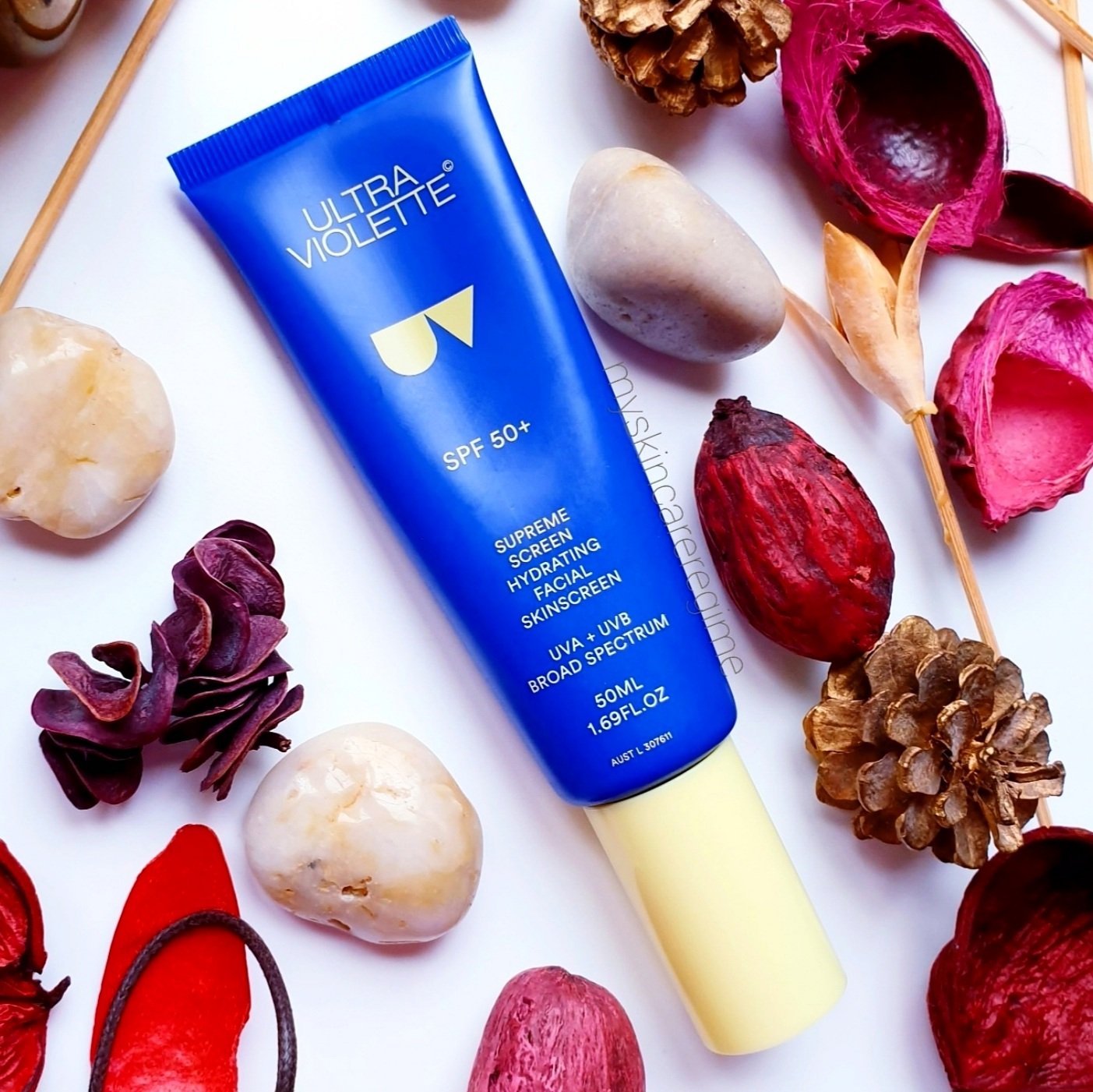 Lightweight Sunscreens Ultraviolette Supreme Screen Hydrating Facial Sunscreen