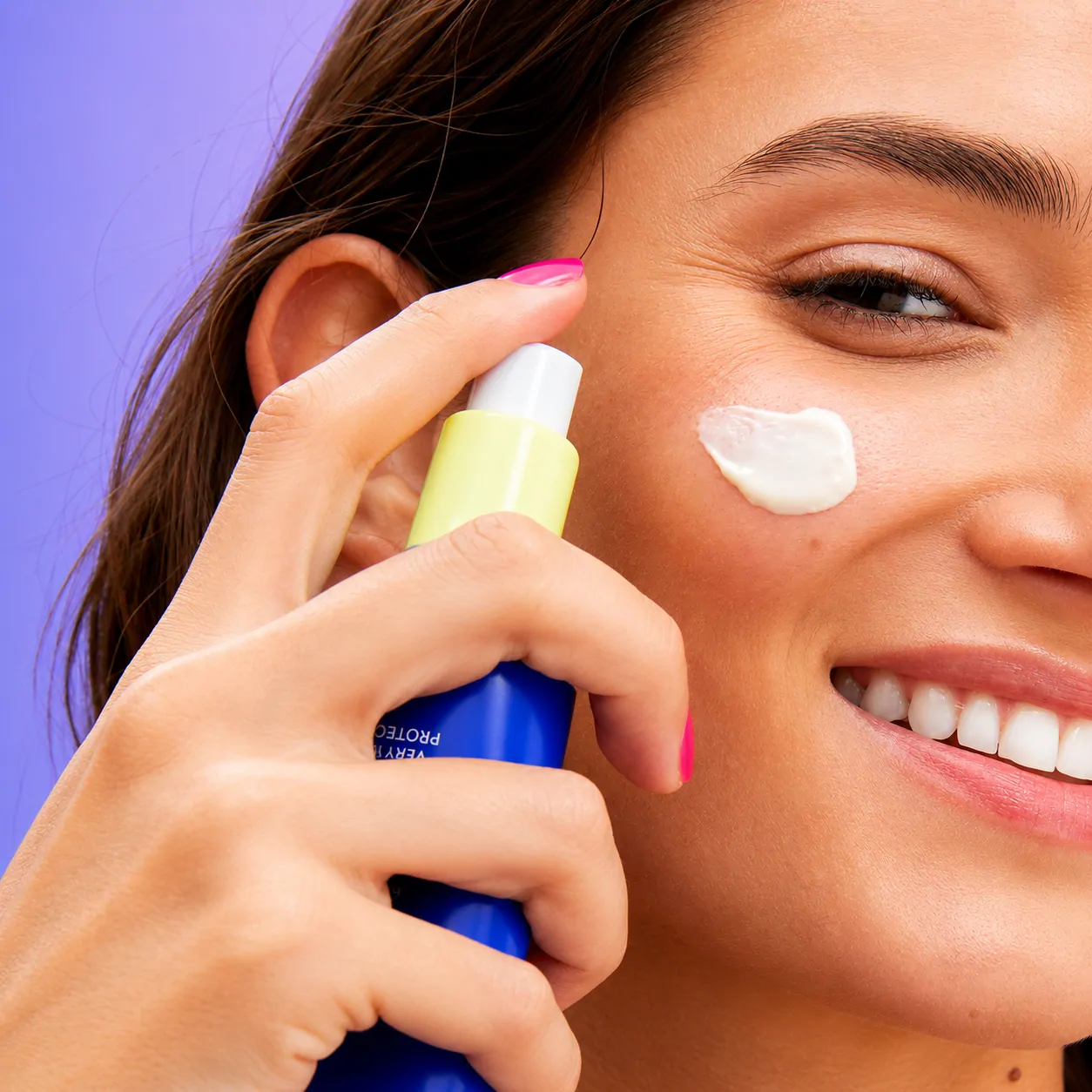 Lightweight Sunscreens Ultraviolette Supreme Screen Hydrating Facial Sunscreen