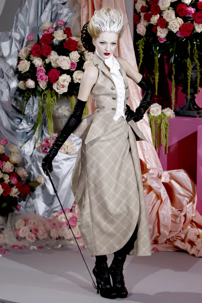 The Social Map and the Erotics of Victorian Style 21
