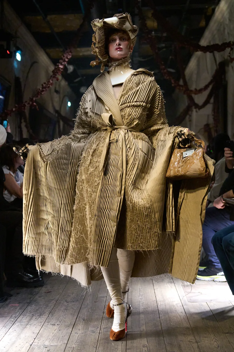 The Social Map and the Erotics of Victorian Style 23