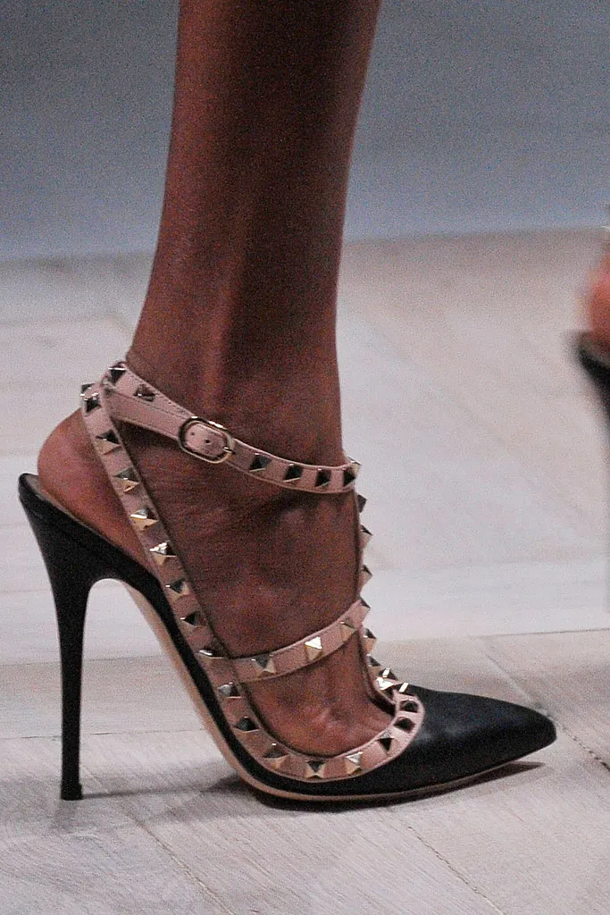 valentino rockstud 3