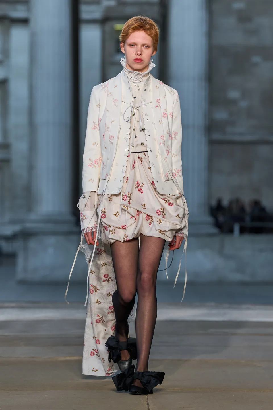 Rococo Revival Brings Drama Back to Dressing 11