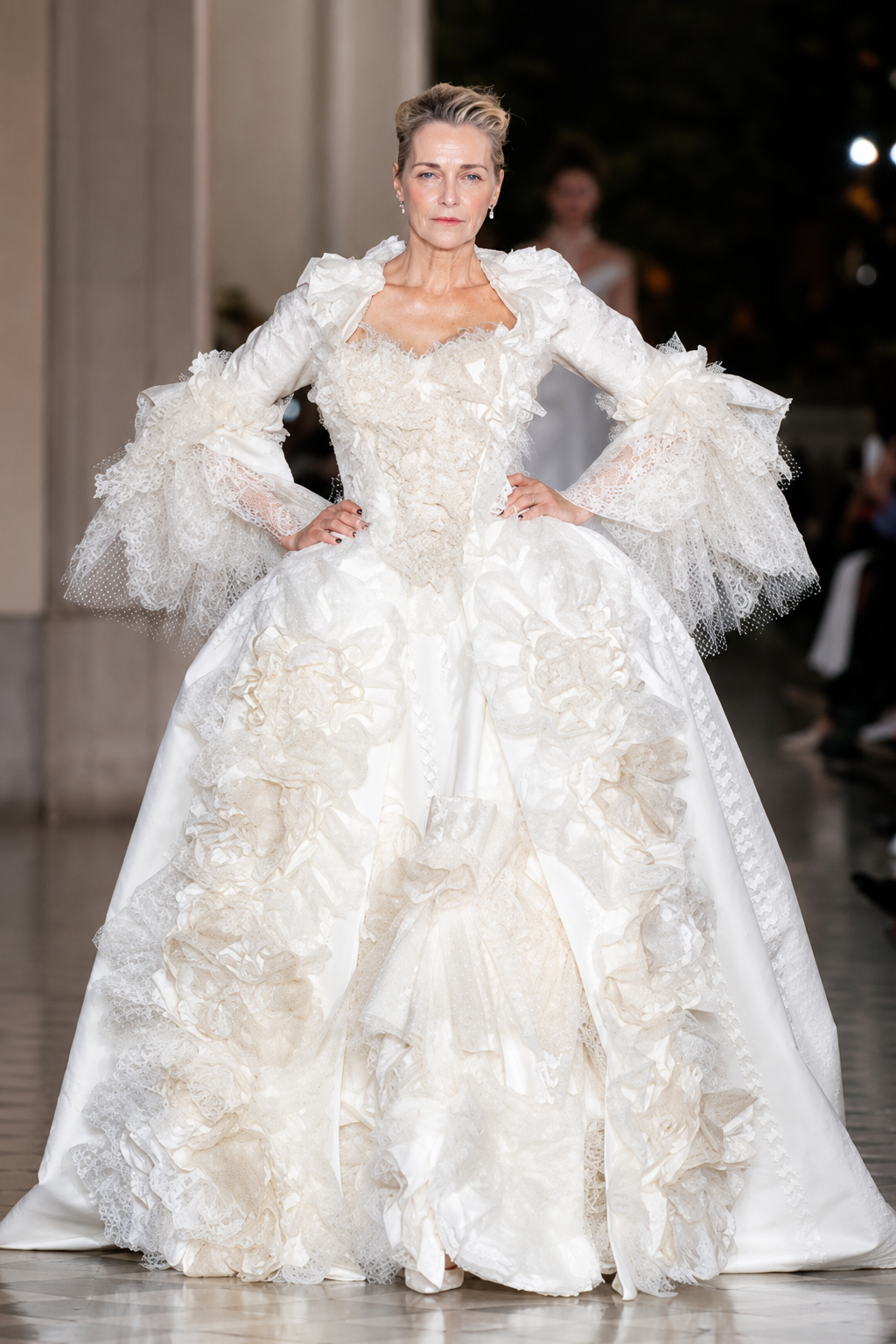 Rococo Revival Brings Drama Back to Dressing 14