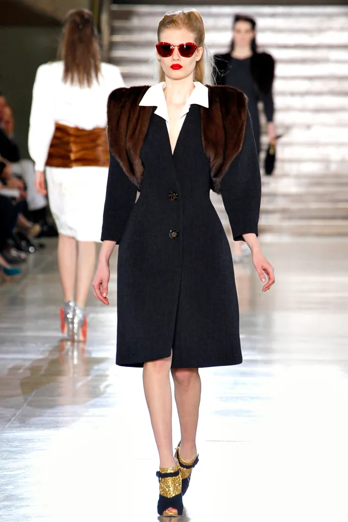 40s style runway 5