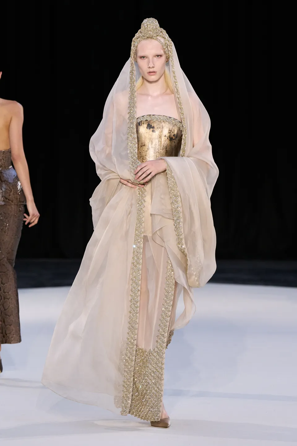 Mohammed Ashi Made the Ghosts Waltz Through Fall 2026 Couture 12