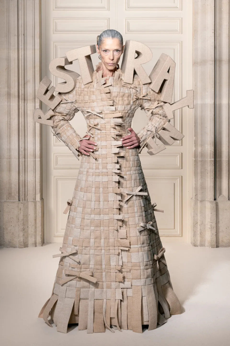 Viktor&Rolf Fall 2026 Couture 22