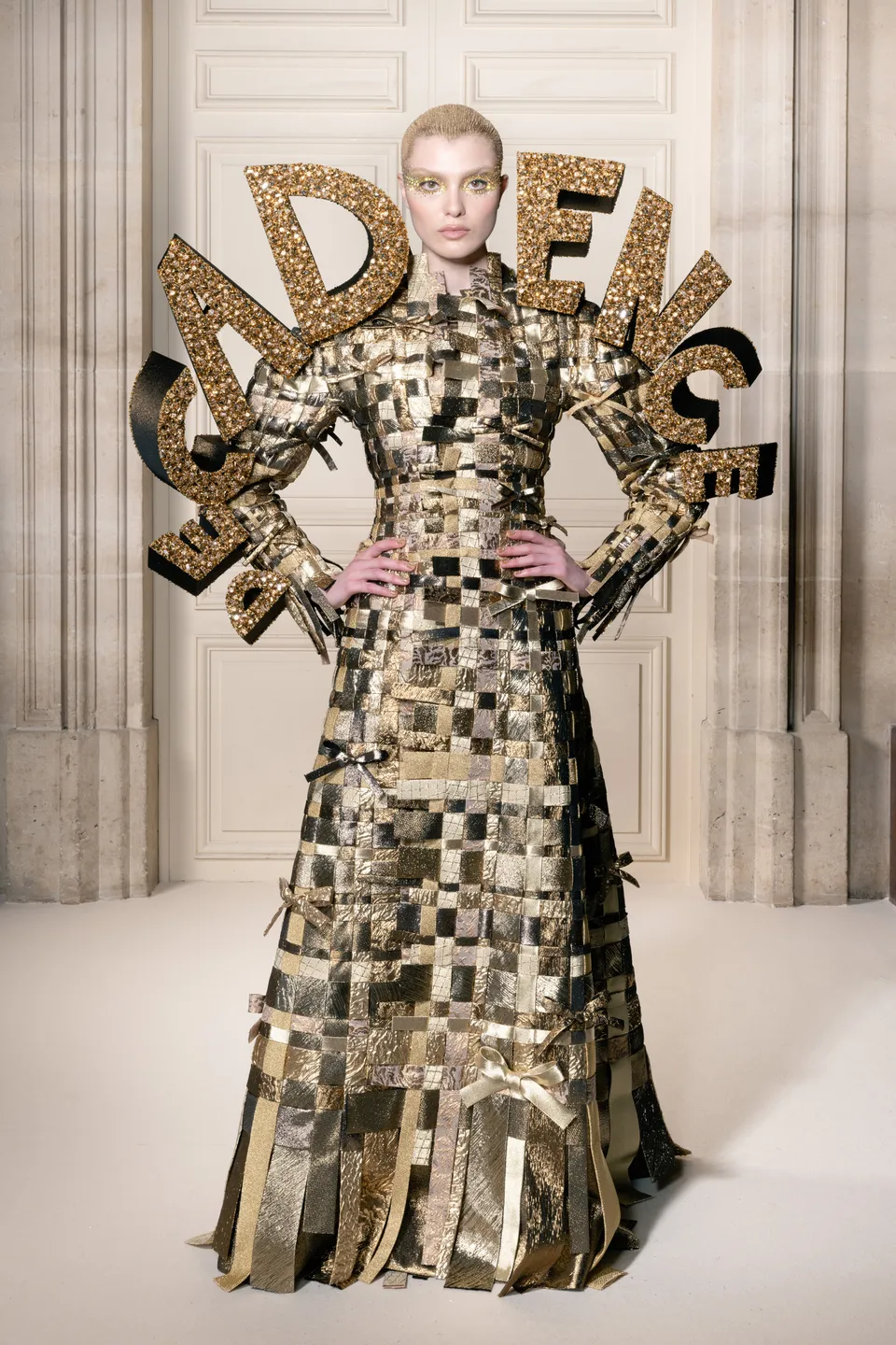 Viktor&Rolf Fall 2026 Couture 23