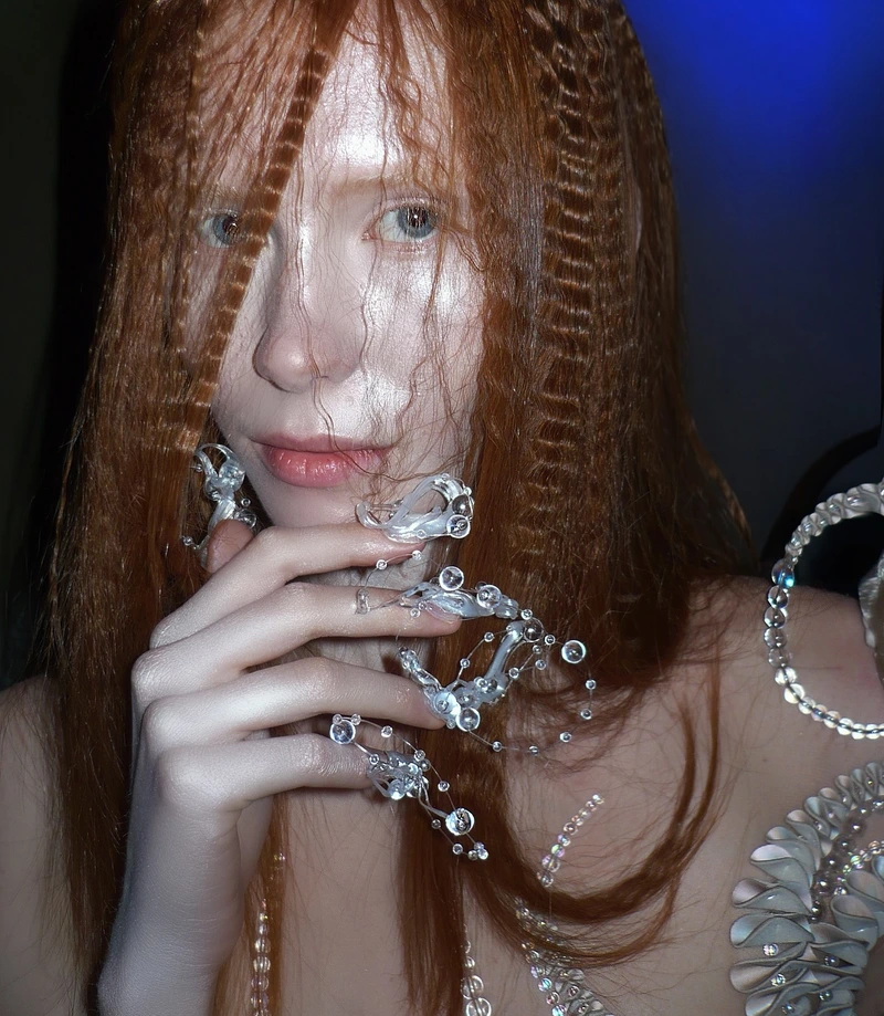 Nail Looks From Iris van Herpen Fall 2026 Show Explained 11