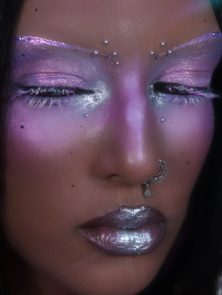 Color Outside the Lines With the Fantasy-Lip Art Trend 5