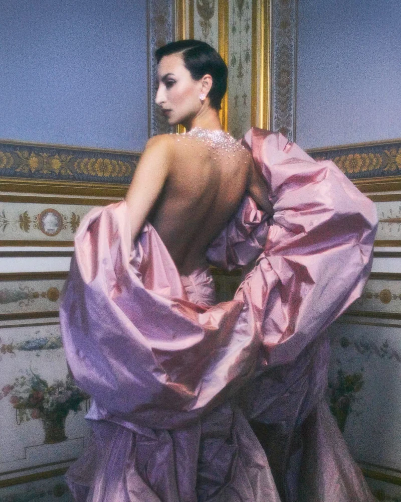 Who Answers When a Haute Couture Guest House Vanishes? 2