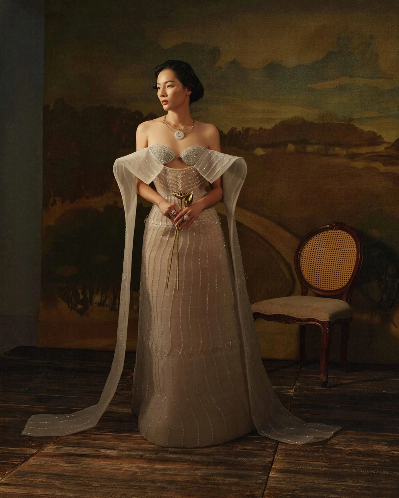 Who Answers When a Haute Couture Guest House Vanishes? 13