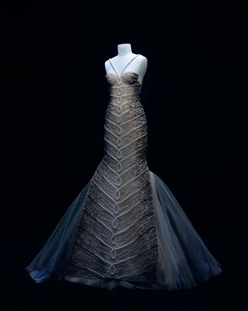 Who Answers When a Haute Couture Guest House Vanishes? 16