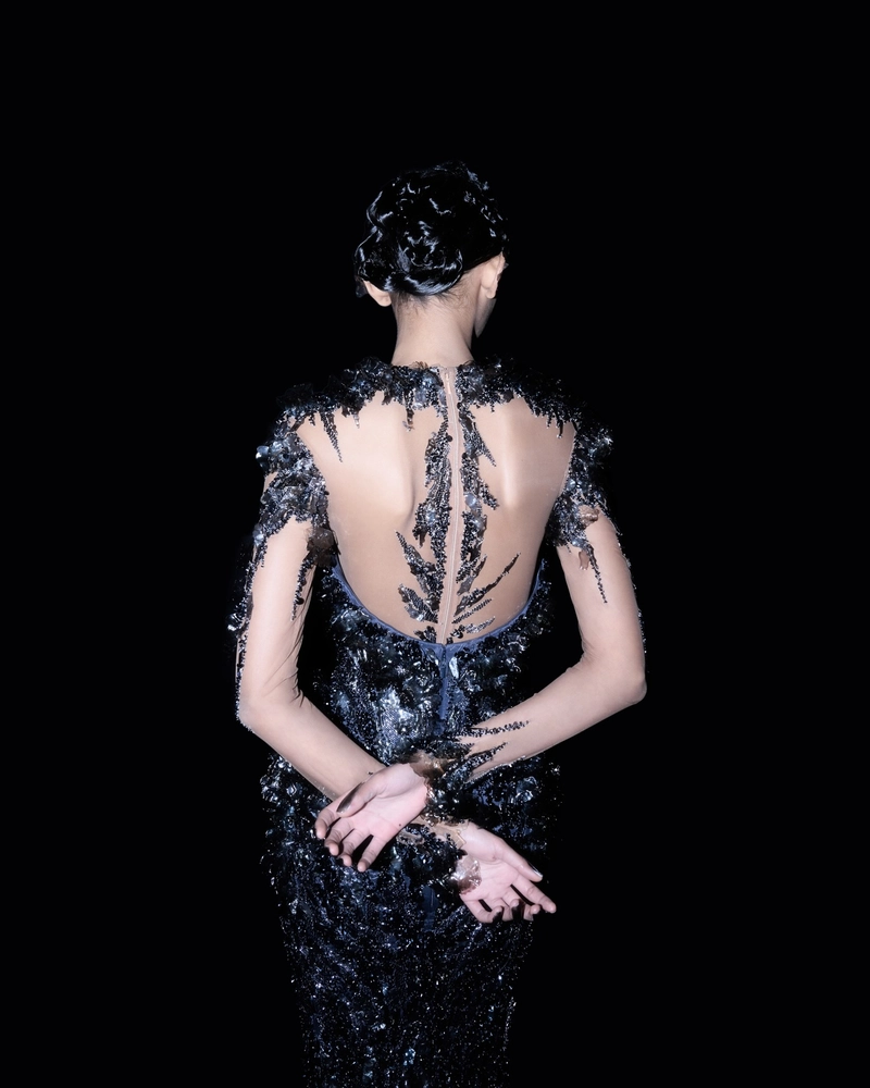 Who Answers When a Haute Couture Guest House Vanishes? 23