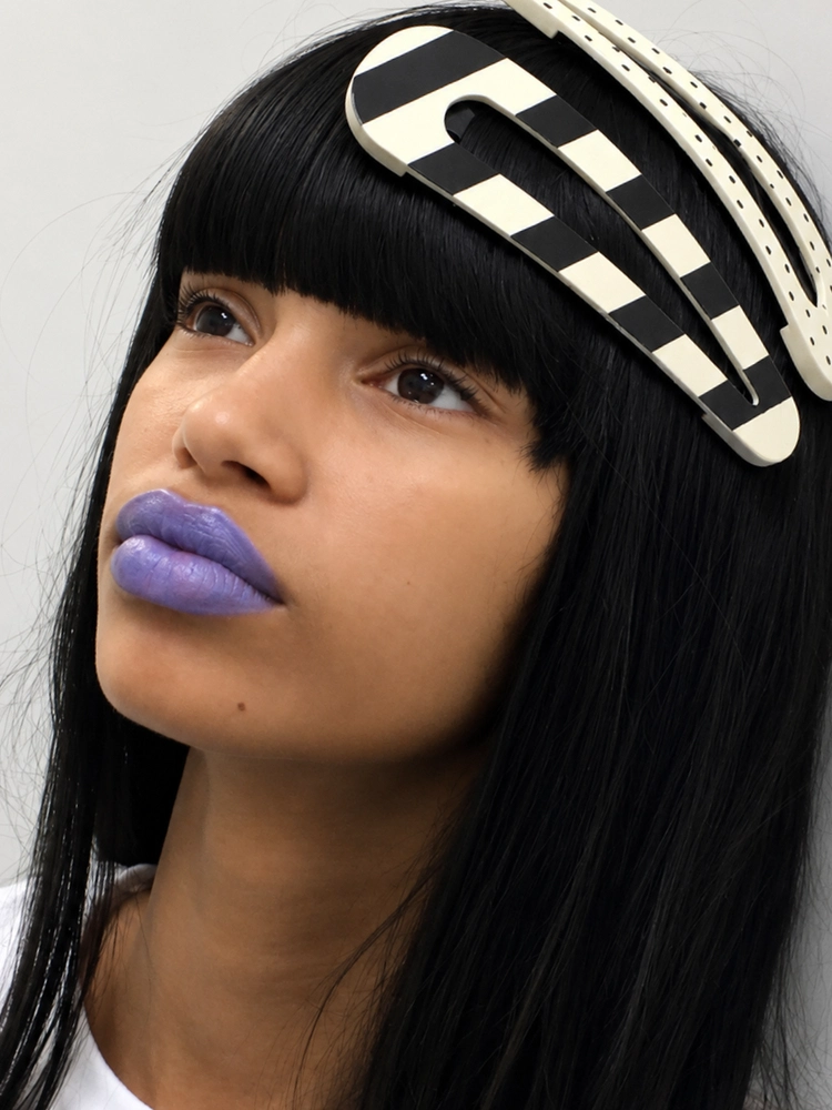 Let Summer Hair Accessories Do the Flirting