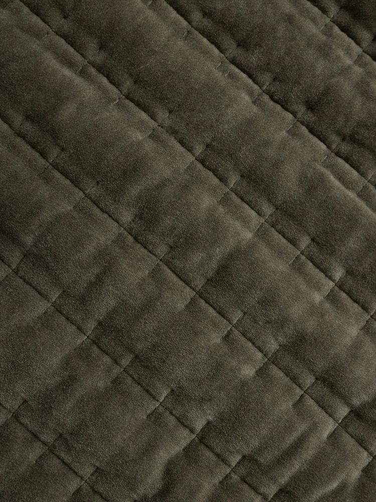Why Quilted Fabric Holds a Unique Place in Fashion 39