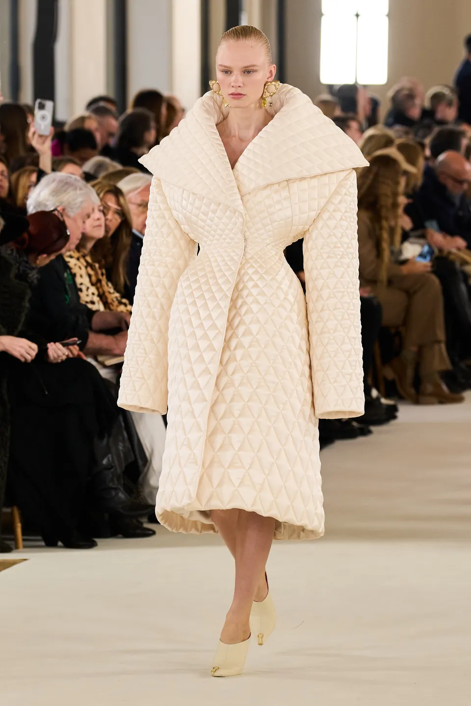 Why Quilted Fabric Holds a Unique Place in Fashion 25
