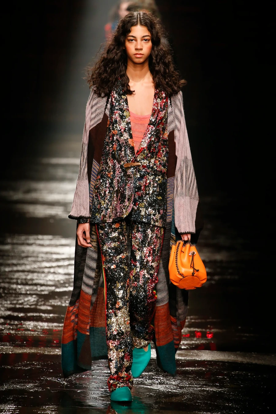 hippie style runway e