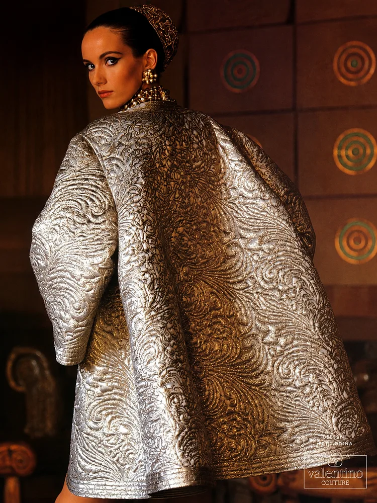 Brocade Fabric: A Regal Tapestry of Power and Tradition 10