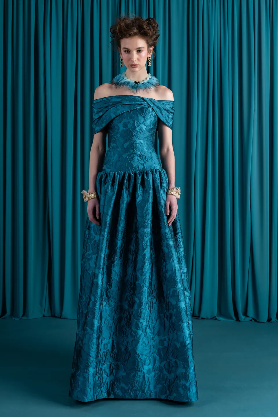 Brocade Fabric: A Regal Tapestry of Power and Tradition 32