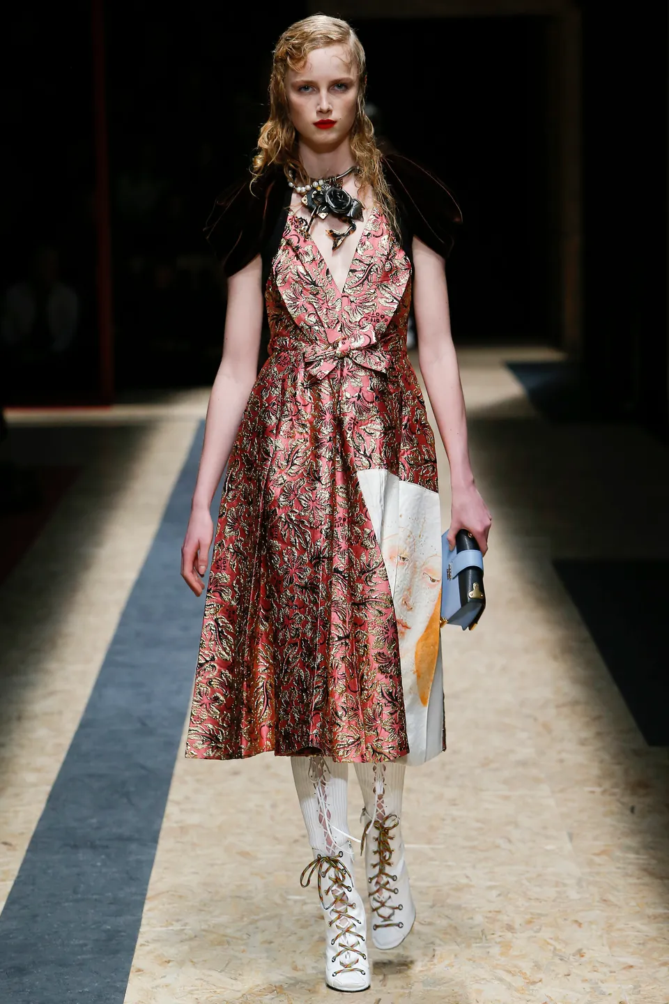 Brocade Fabric: A Regal Tapestry of Power and Tradition 35
