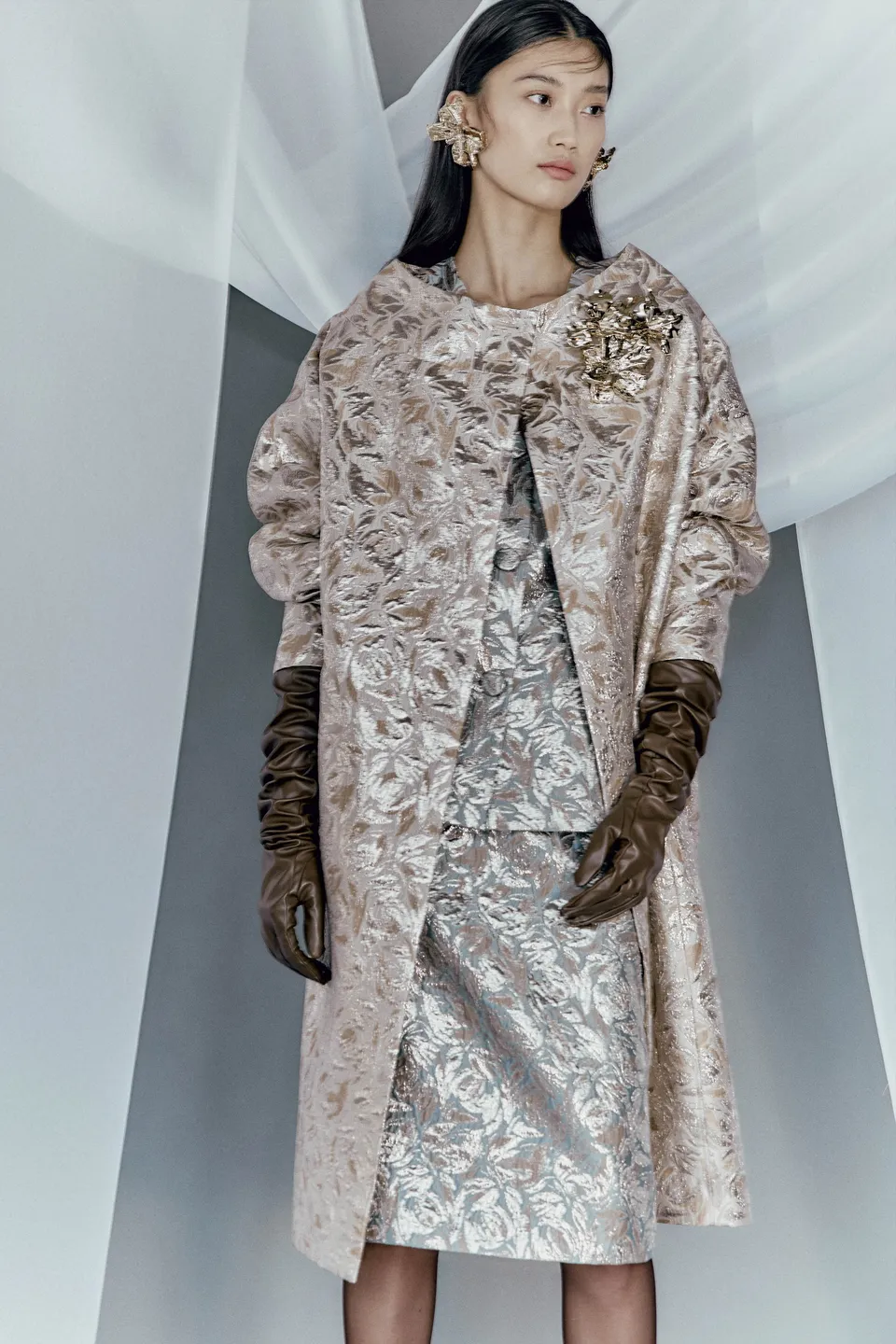 Brocade Fabric: A Regal Tapestry of Power and Tradition 40
