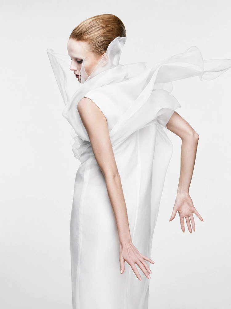 Organza Fabric: Floating Between Air and Radiance 17