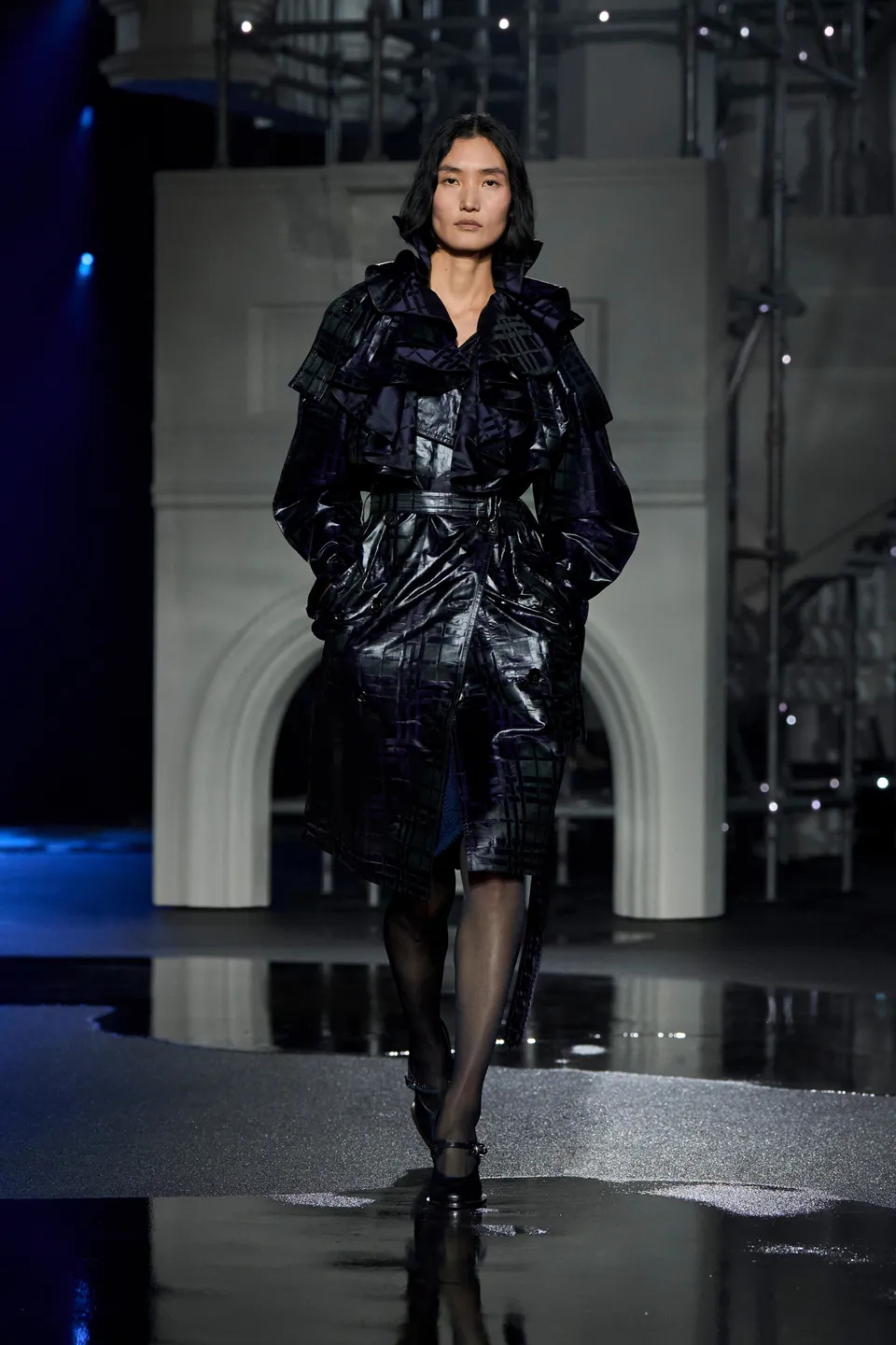 Transparent Fashion Beneath the Pouring Rain 10