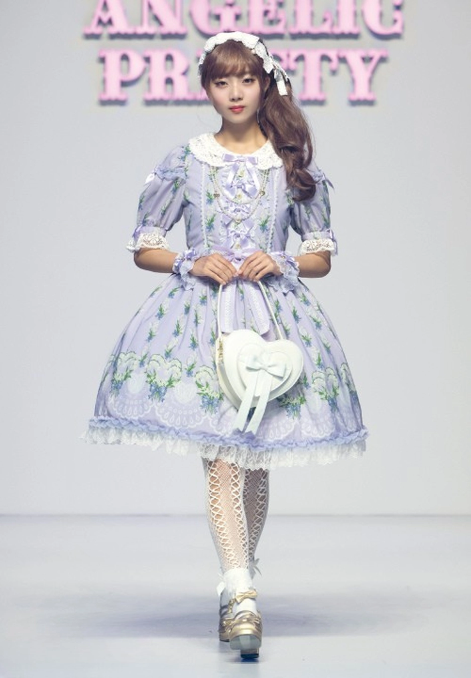 lolita style runway 7