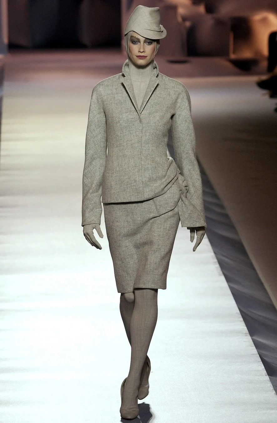 flannel fabric runway 4