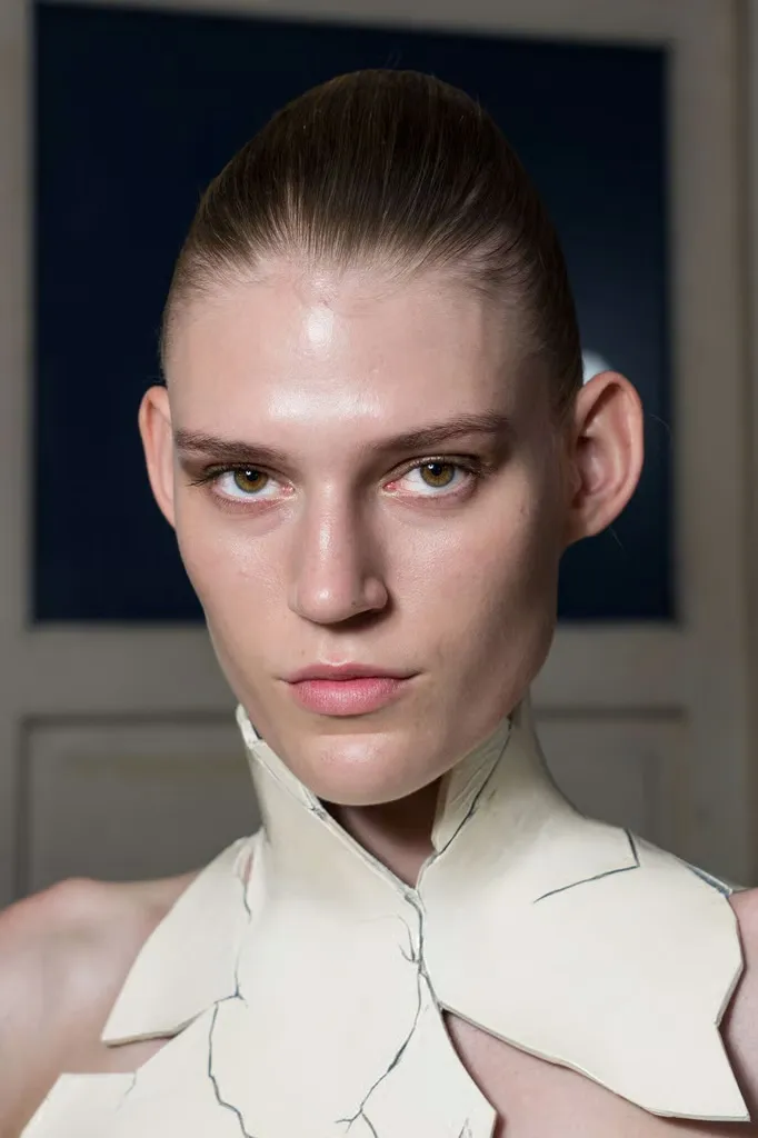 Haute Couture Fall 2026 Makeup Ashi Studio Fall - Winter 2026/2027 Haute Couture collection titled "A Different Skin"