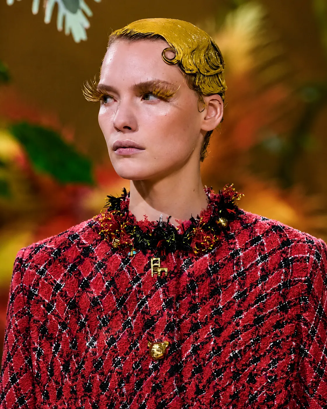 Haute Couture Fall 2026 Makeup Chanel's feather-embellished eye