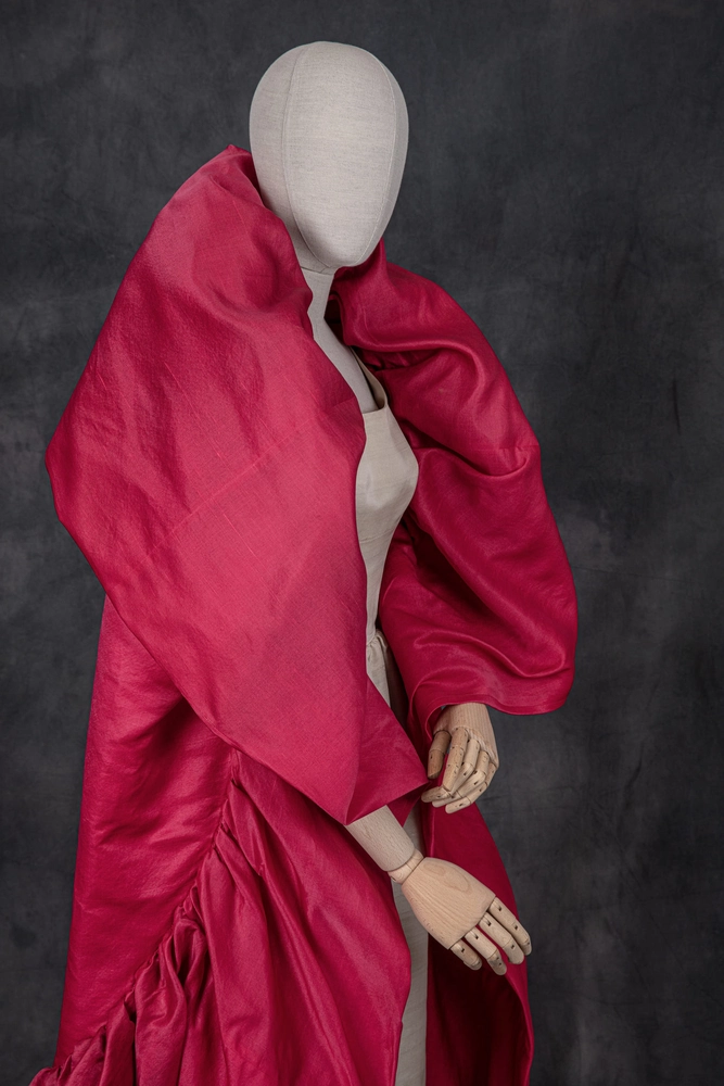 Pre-Fall Capes Remember Their Old Power 0