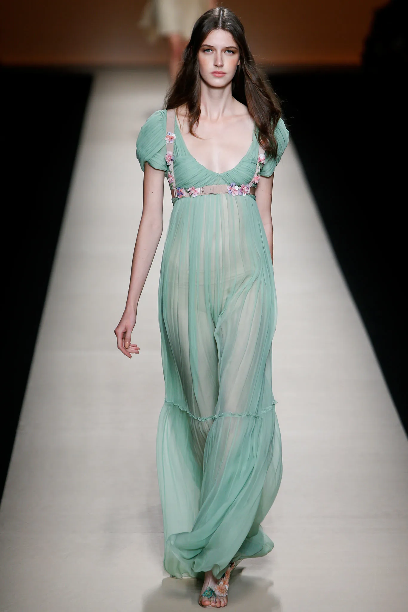 Chiffon Fabric: Inside Its Weightless World 23