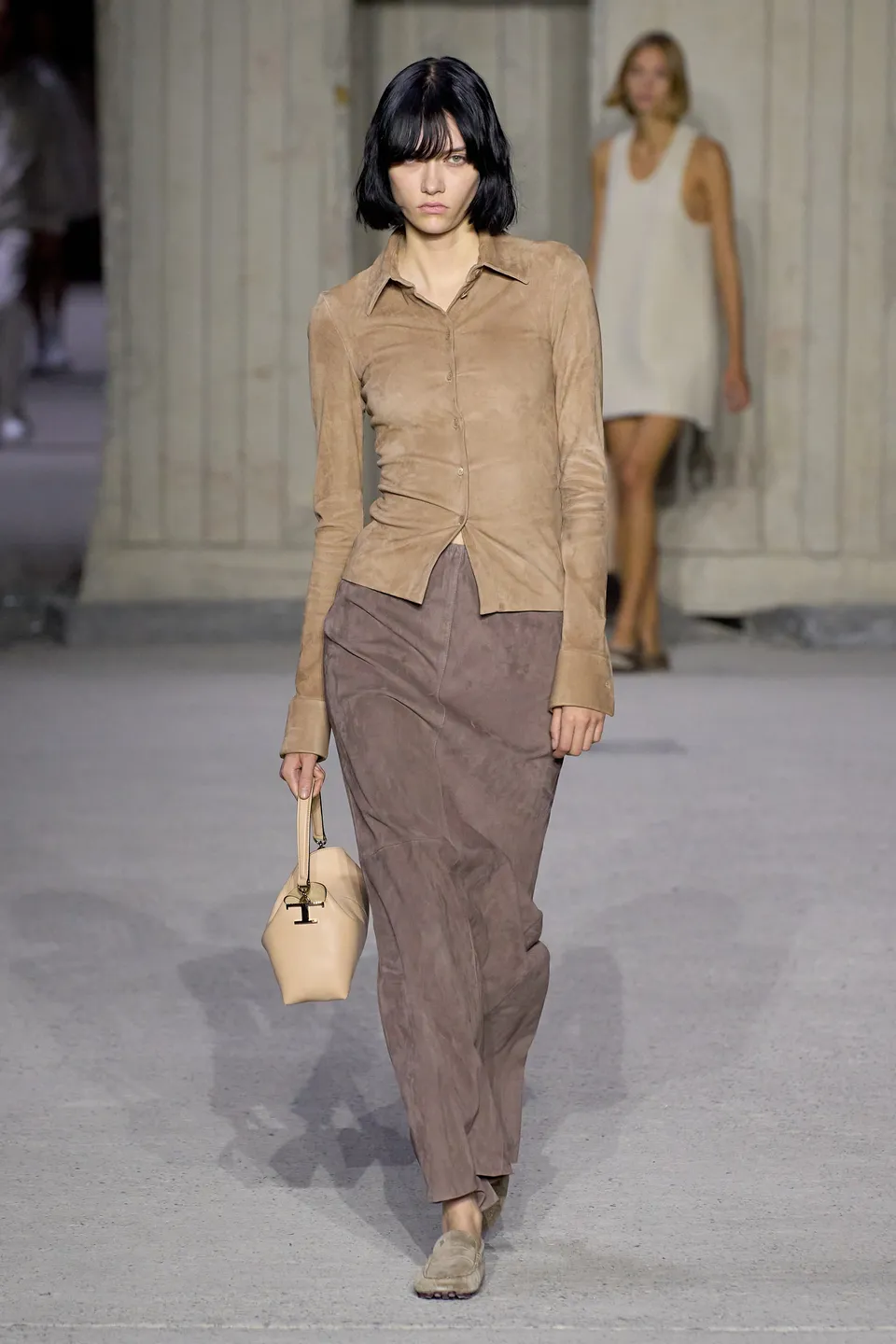Suede Fabric: From Ancient Hide to Runway 18