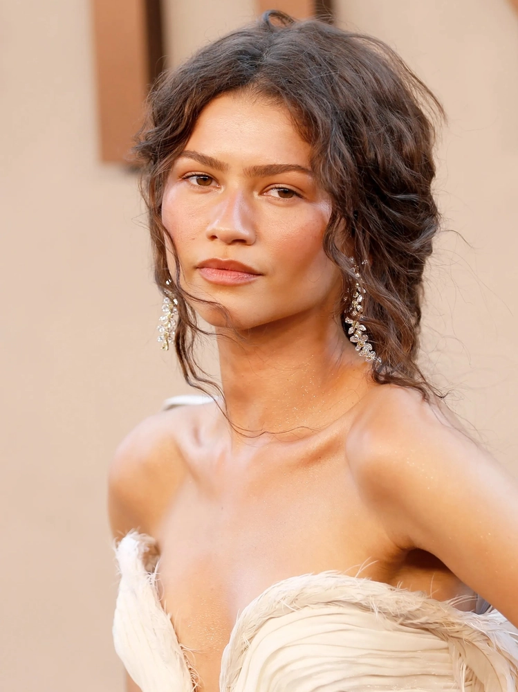 No-Makeup Makeup Look