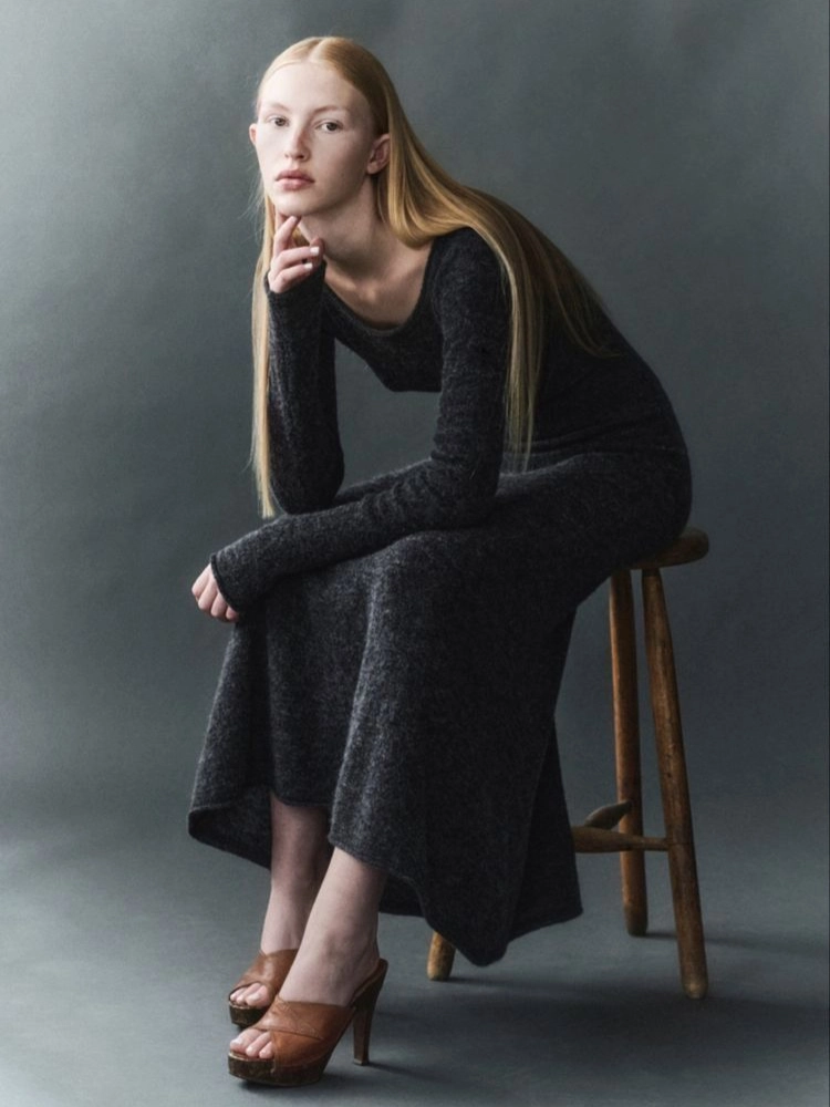 Cashmere Fabric: Luxury Begins Beneath a Goat’s Fur 0