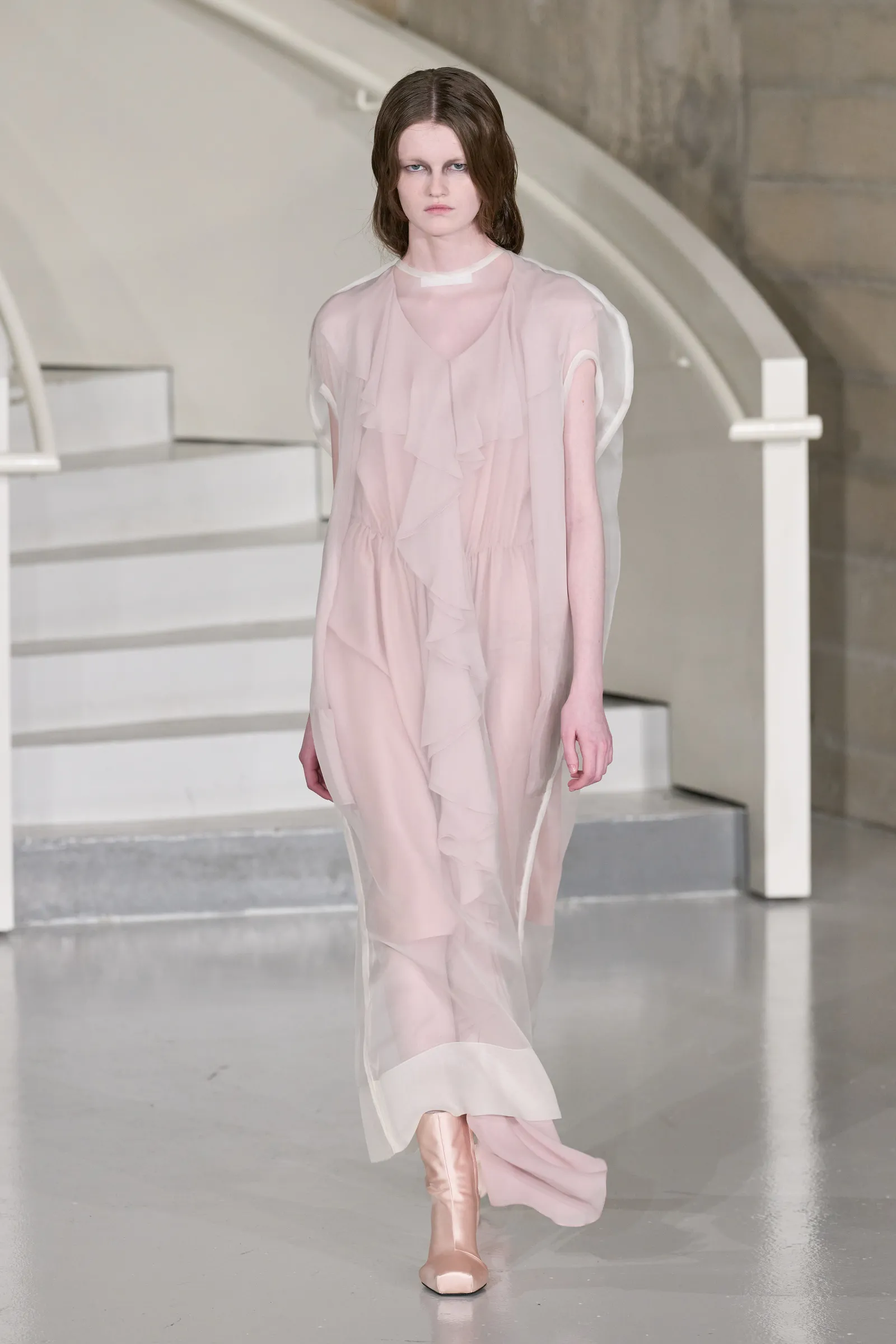 Column Dress Trend Feels Like Sunlight Letting Go 8