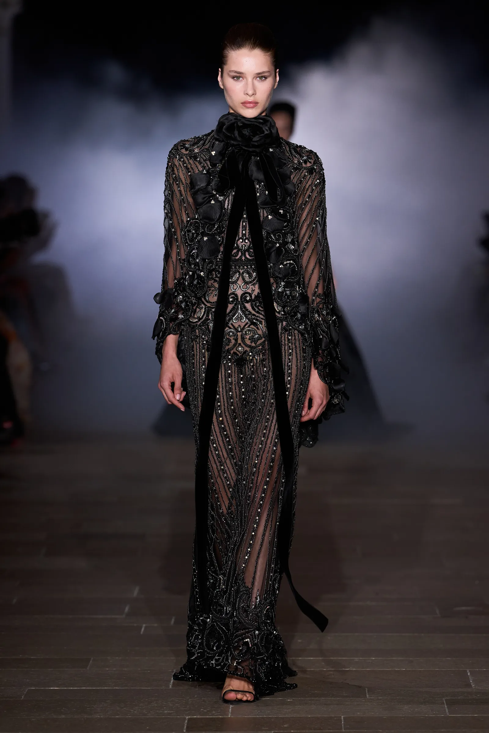 Column Dress Trend Feels Like Sunlight Letting Go 9