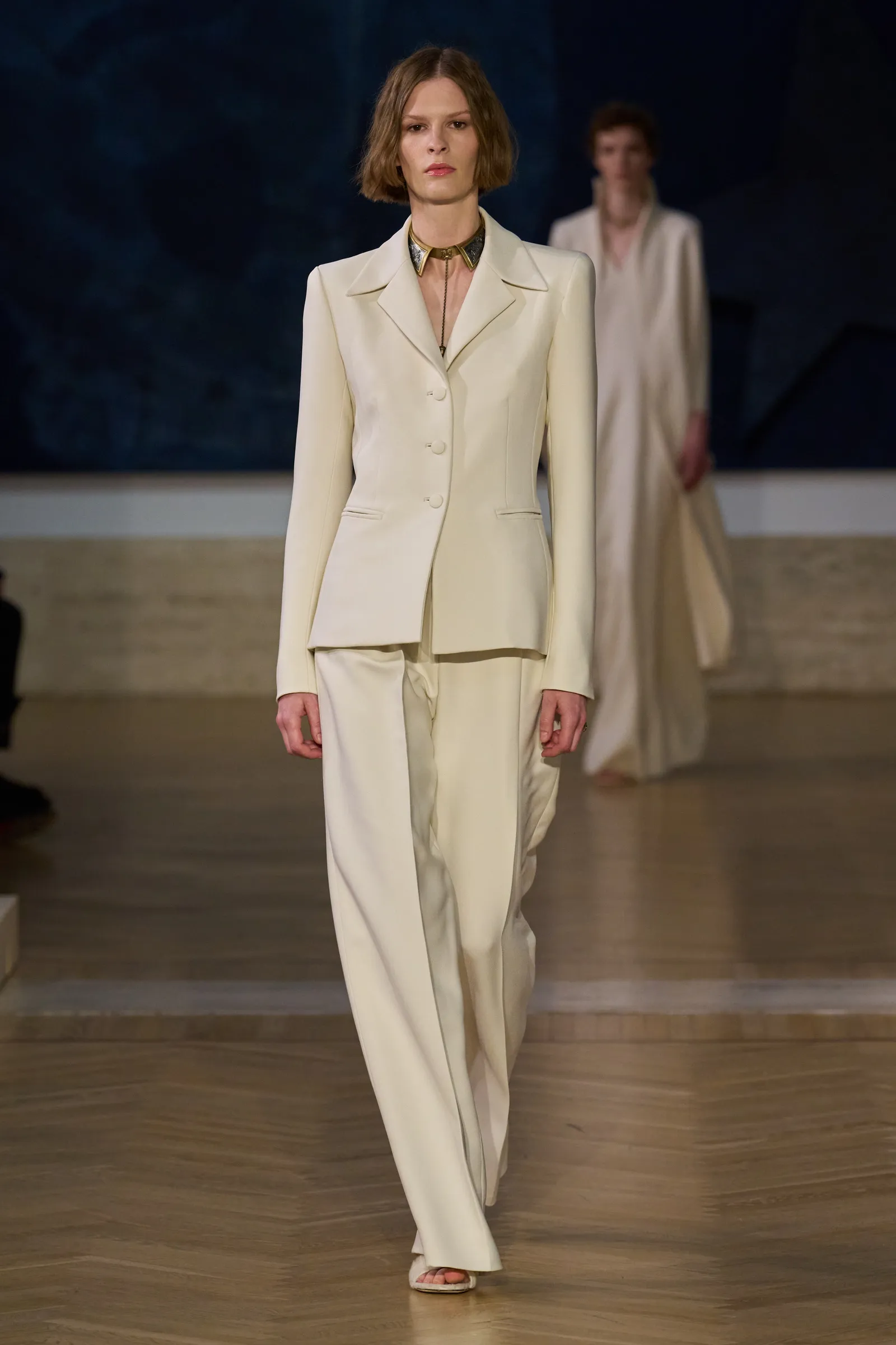 The White Suit Tailoring Spectrum 0