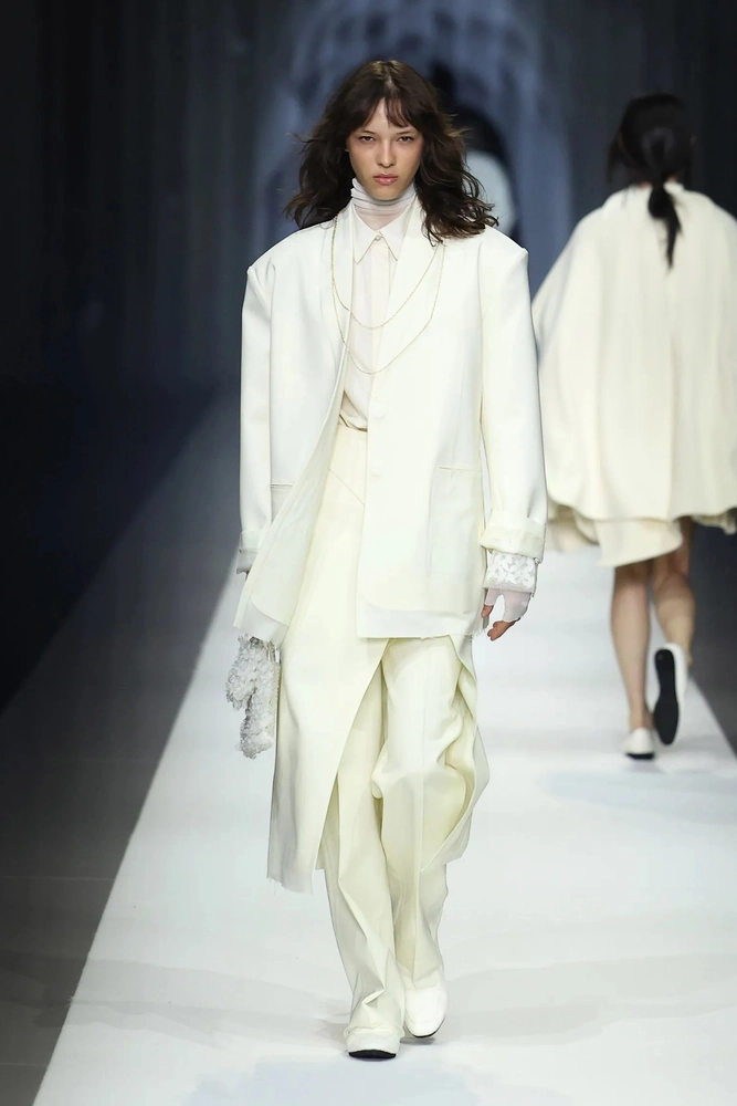 The White Suit Tailoring Spectrum 3