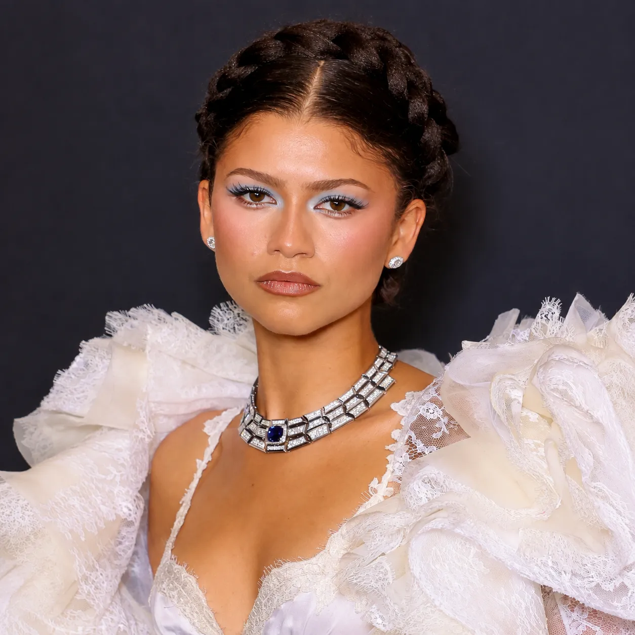 Zendaya’s Athena makeup look at the Paris premiere of "The Odyssey"