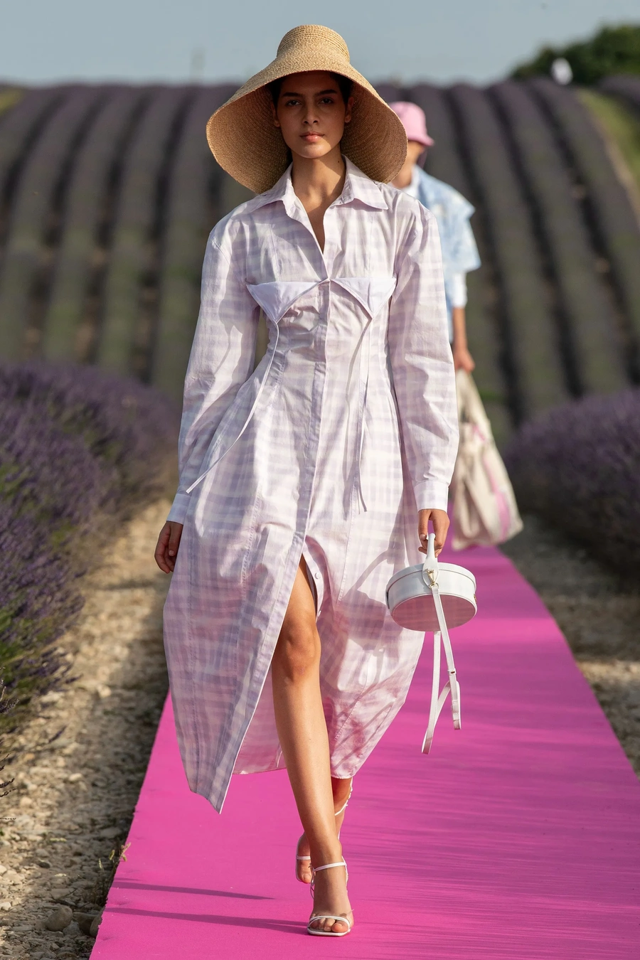 Simon Porte Jacquemus 11