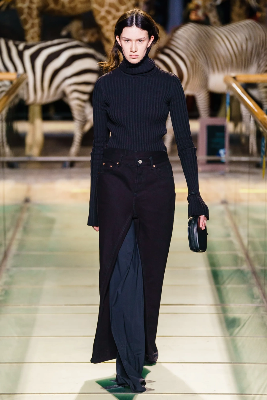 Demna Gvasalia 4